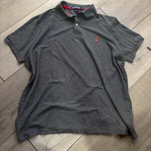 US Polo Assn Men's Size XL Polo since 1890 Shirt Gray Red Logo